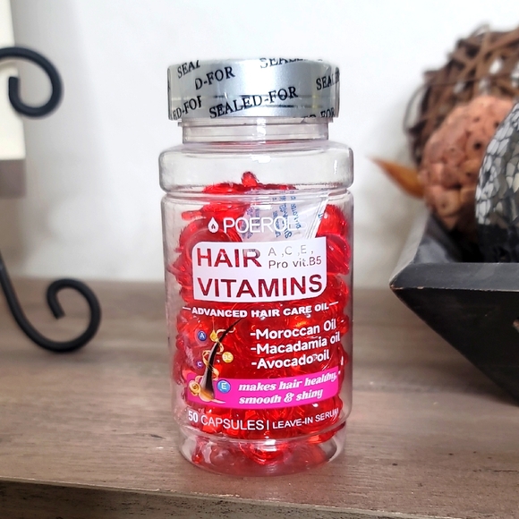 **SOLD** NEW Hair Treatment Serum 50 Capsules Leave In Hair Care Oil - Picture 1 of 3